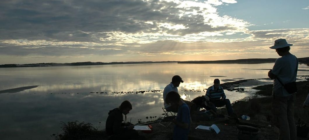 Another day of excavation on the Coorong with Ngarrindjeri rangers comes to a close